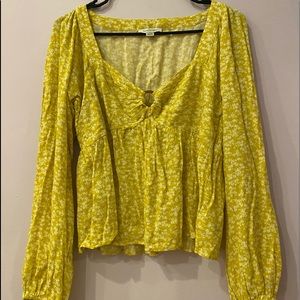 American Eagle Outfitters Women’s Yellow Long-Sleeve Blouse. Size Medium. NEW